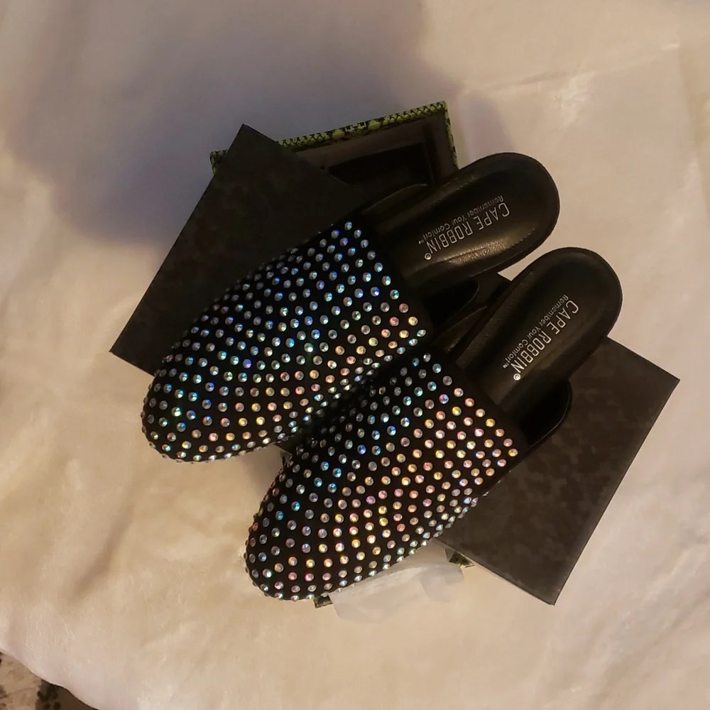 Cape Robbin Mule Flats with Rhinestones NWB - Picture 1 of 7